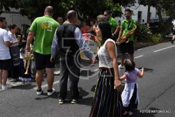 La X edición de la Traída Infantil del Agua, un éxito (Foto Antonio Alí)